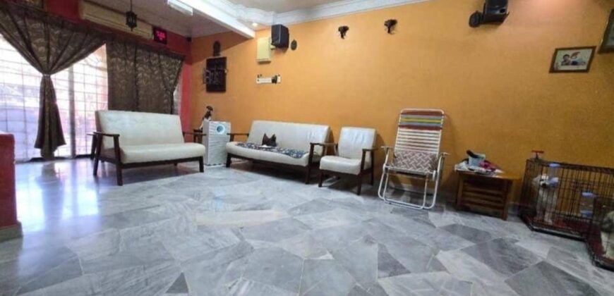 FULLY EXTENDED DOUBLE-STOREY ONLY RM600K!